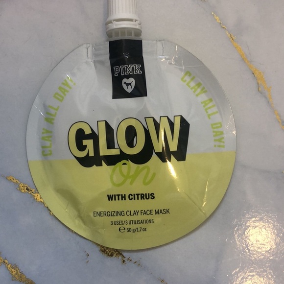 Victoria’s Secret PINK Face Mask Beauty Bundle Brand‎ New! - Picture 5 of 9